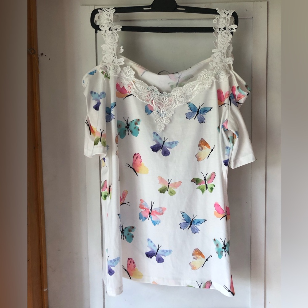 NoraCora | Cold Shoulder Butterfly Top